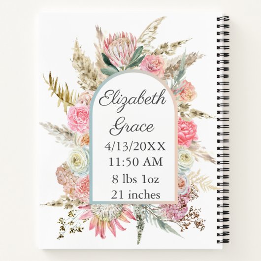 ピンクホワイトフローラ誕生統計パーソナライズされたベビー ノートブック (裏面)