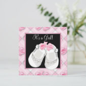 ピンクホワイトベビーシューズピンクブラックベビーガールシャワー 招待状 (スタンド正面)