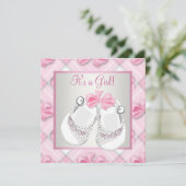 ピンクホワイトベビーシューズピンクベビーガールシャワー 招待状 (スタンド正面)