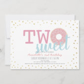 ピンクホワイト金ゴールドドーナツ2つの甘い女の子2nd誕生日 招待状 (正面)