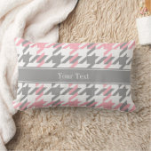 ピンクホワイトDkグレー名千鳥格子のモノグラム ランバークッション (ブランケット)