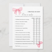 ピンクボウの上または下のブライダルシャワーゲームカード 案内状 (正面)
