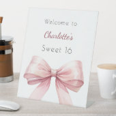 ピンクボウエレガントスウィート16へようこそ 台座サイン (インサイチュ)