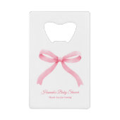 ピンクボウガーリー美的ベビーシャワーパーティーの好意 クレジットカード栓抜き (正面)