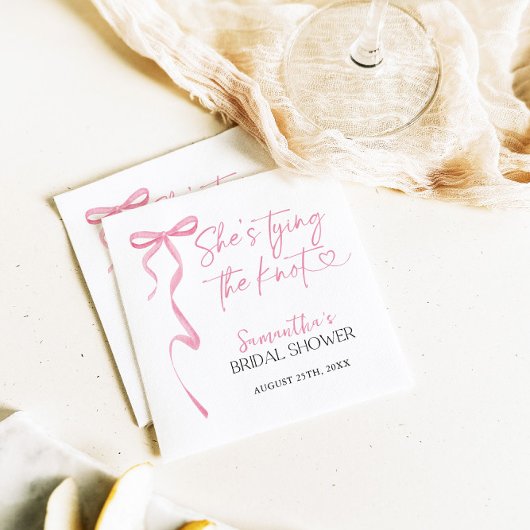 ピンクボウシェズタイイングザノットブライダルシャワー スタンダードカクテルナプキン
