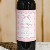 ピンクボウシェズタイイングザノットブライダルシャワー ワインラベル