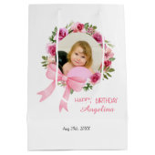 ピンクボウバラフローラリース写真誕生日 ミディアムペーパーバッグ (裏面)