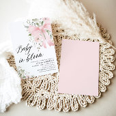 ピンクボウベビーイン開花フローラガールベビーシャワー 招待状