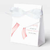 ピンクボウベビーシャワー招待状、ピンクコケット フェイバーボックス (正面サイド)