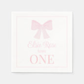 ピンクボウ名門私立校風のグランミレニアルファースト誕生日 スタンダードカクテルナプキン (正面)