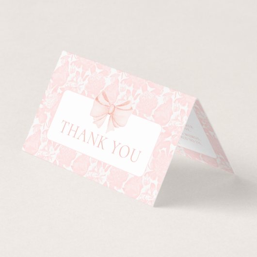 ピンクボウ名門私立校風のベビーガールシャワーサンキューカード (正面)