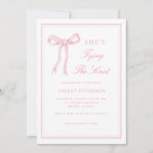 ピンクボウ彼女は結び目のブライダルシャワー 招待状 (正面)