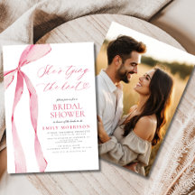 ピンクボウ結び目の写真ブライダルシャワー