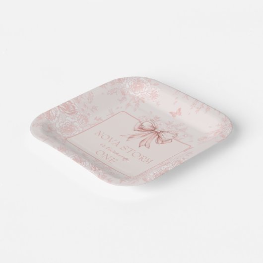 ピンクボウ誕生日パーティーウィムジートワールパーソナライズされた ペーパープレート (傾斜あり)