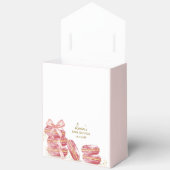 ピンクボンジュールベベフランスのーマカロンベビーシャワー フェイバーボックス (見開き)