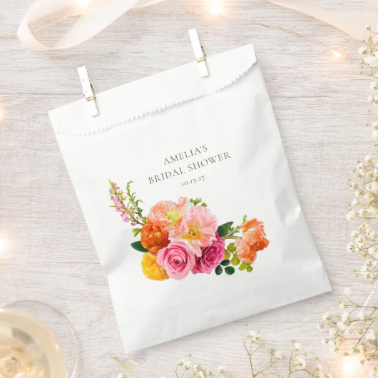 ピンクポピー鮮やかズフローラ開花ブライダルシャワー フェイバーバッグ (クリップ留めされた状態)