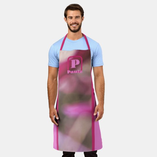 ピンクマゼンタとトープ抽象芸術シックモノグラムの エプロン (着用した状態)