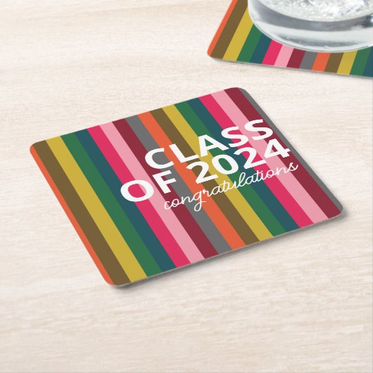 ピンクモダンとグリーンのストライプパターン スクエアペーパーコースター (アングル)