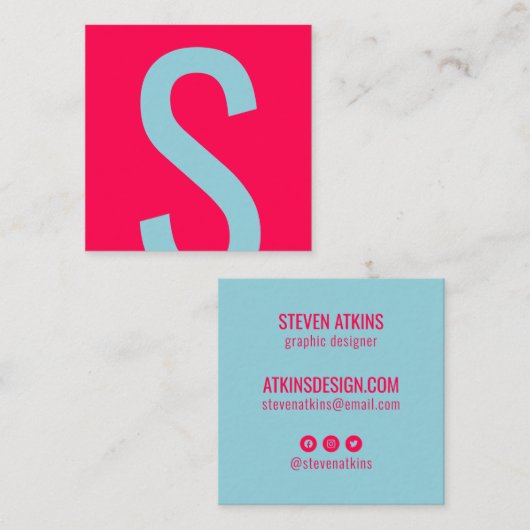 ピンクモダンとブルーのモノグラユニークムはっきりしたイニシャル スクエア名刺 (正面/裏面)