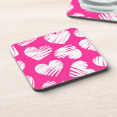 ピンクモダンと白のドードルハートバレンタインデー コースター (左側)