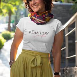 ピンクモダンのカスタムハッシュタグと名前 |ミニマリスト Tシャツ