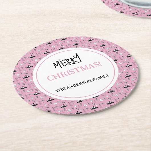 ピンクモダンのクリスマスの白黒パターン ラウンドペーパーコースター (アングル)