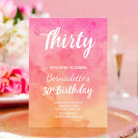 ピンクモダンのサンゴの水の色グラデーション30th Birthday 招待状<br><div class="desc">このシックで祝カラフルの30歳の誕生日の招待状とスタイルで！ピンク鮮やかとオレンジの色合いの水色の背景を備えたスクリプモダントフォントは、トップのマイルストーン「Thirty」をハイライトしている。このデザインは、特別なお祝いを陽気で魅力的な雰囲気でマークするのに最適である。色とはっきりしたタイポグラフィの組み合わせスタイリッシュは、あらゆるフェスティバル大事な行事に最適な選択である。</div>
