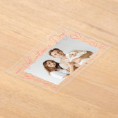 ピンクモダンのスクリプトハッピーバレンタインデー写真 アクリル招待状 (レイダウン)