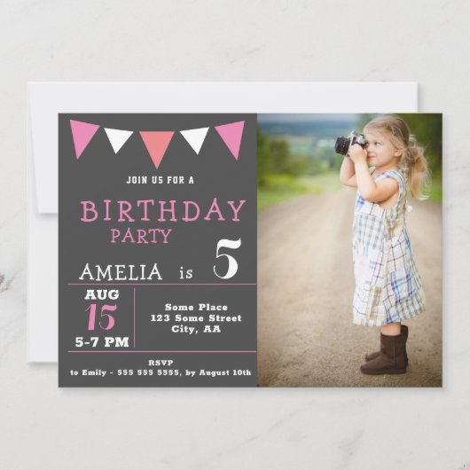 ピンクモダンのバンティングフラッグフォトバースデーパーティー 招待状 (正面)