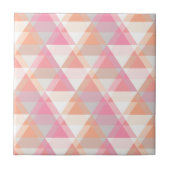 ピンクモダンの三角形パターン タイル (正面)