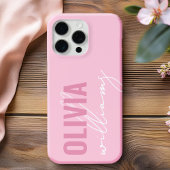 ピンクモダンの名前モノグラム iPhoneケース