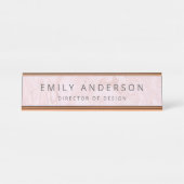 ピンクモダンの大理石パーソナライズされた デスクネームプレート (正面)