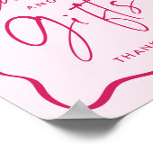 ピンクモダンの波状の卒業式カードとギフト ポスター (角)