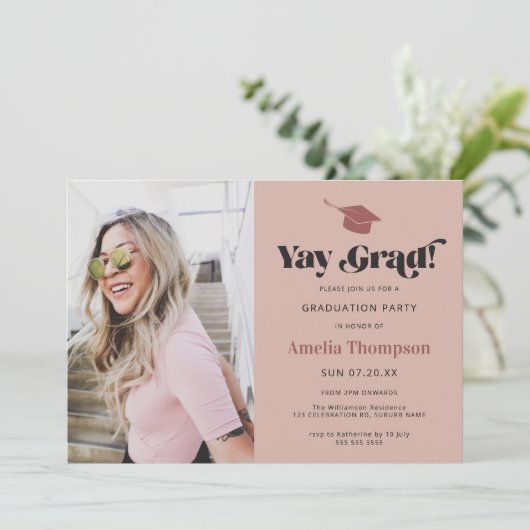 ピンクモダンはっきりしたフォト卒業式パーティー 招待状 (スタンド正面)