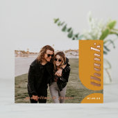 ピンクモダンイエローレトロアー結婚チありがとう 箔招待状 (立ち正面)