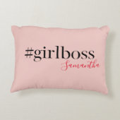ピンクモダンガールボス&名前 |ギフ最高のガーリート アクセントクッション (裏面)