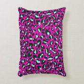 ピンクモダンチータヒョウアニマルプリント アクセントクッション (正面(垂直))