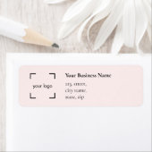 ピンクモダンビジネス差出人住所ラベル ラベル (インサイチュ)