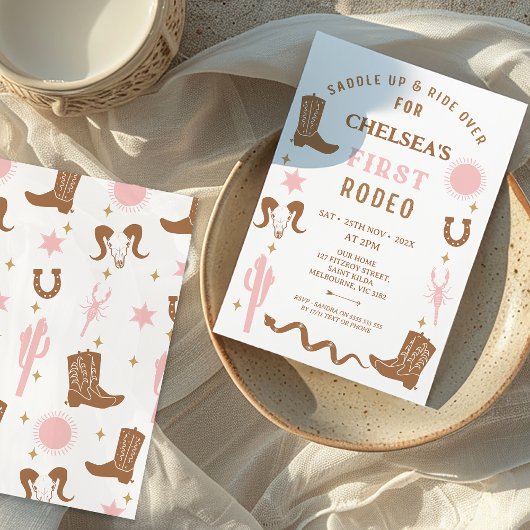 ピンクモダンブラウン女性のカーボーイファーストRodeo 1歳の誕生日 招待状