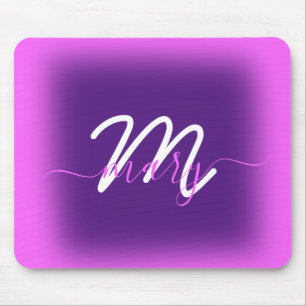 ピンクモダン紫ミニマルの名前Berry。モノグラム マウスパッド