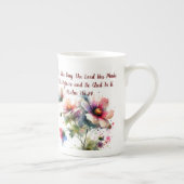 ピンクモダン色の激しいフローラ ボーンチャイナマグカップ (右)