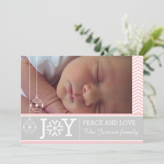 ピンクモダン色、白いシェブロン灰色のクリスマス休暇 シーズンカード (スタンド正面)