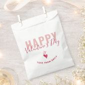 ピンクモダン赤いハートハッピーバレンタインデースクリプト フェイバーバッグ (クリップ留めされた状態)