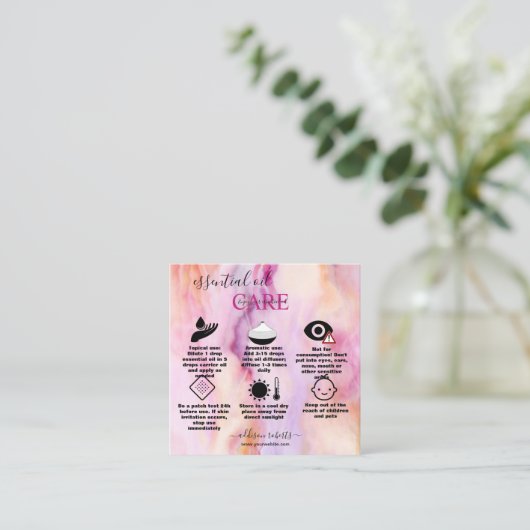 ピンクモダン金ゴールド水彩必須油気に スクエア名刺 (スタンド正面)