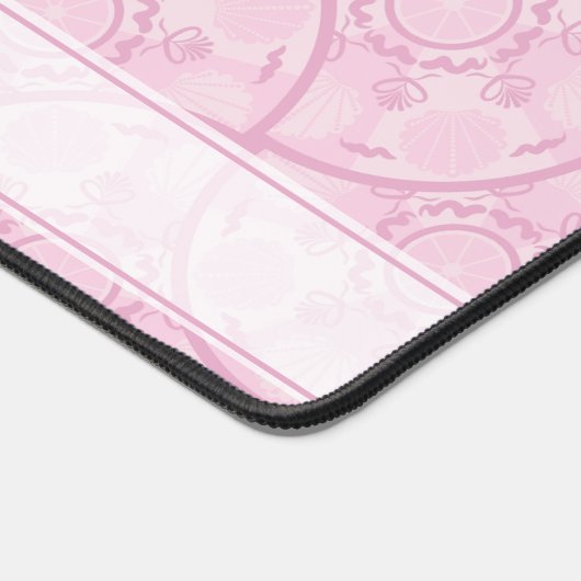 ピンクモノグラムののマ名門私立校風のンダラのアールデコファン デスクマット (コーナー)