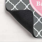 ピンクモノグラムのハートグレーモロッコラティス マウスパッド (コーナー)