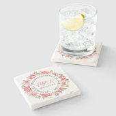 ピンクモノグラムのローズリース結婚ズテンプレート ストーンコースター (横)