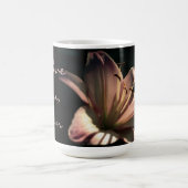 ピンクユリの写真 コーヒーマグカップ (中央)