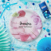 ピンクラズベリーマカロンフランスのペストリー誕生日 ペーパープレート (パーティー)