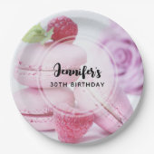 ピンクラズベリーマカロンフランスのペストリー誕生日 ペーパープレート (正面)